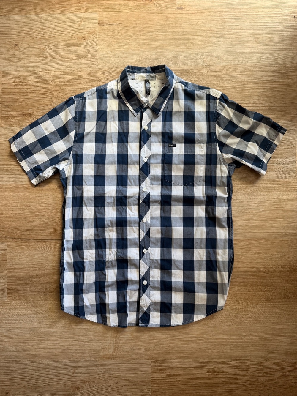 RVCA Men's Short-Sleeve Navy and White Checkered Button-Down Shirt